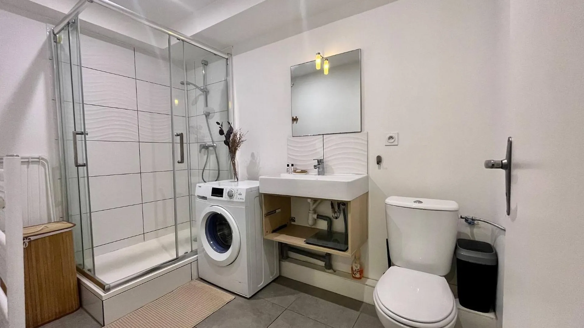 Suite Danburry Lyon Apartment