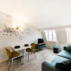 Nid Douillet Avec Vue Apartamento